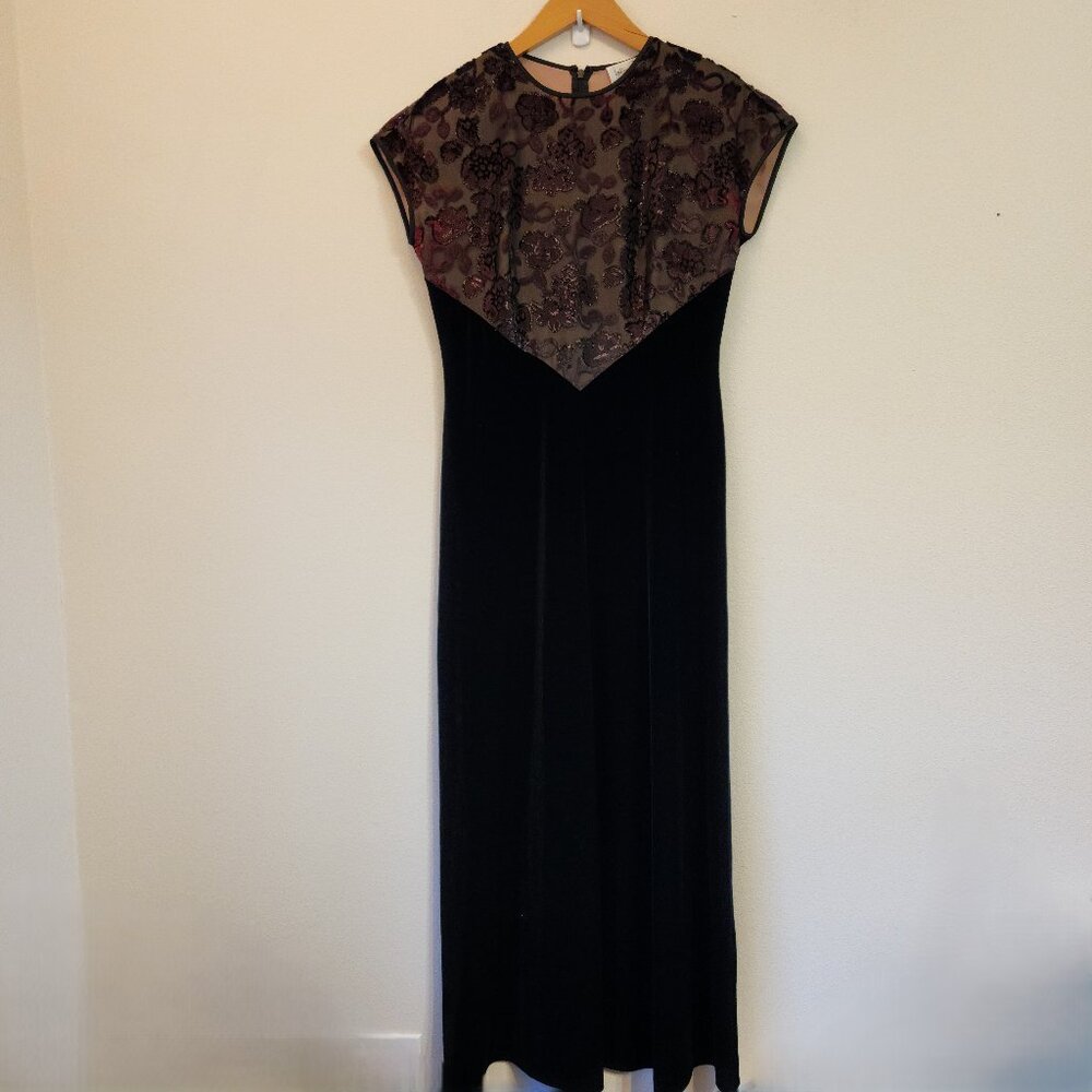 Jeffrey & Dara Evenings by Tom Barra Women’s M Velvet Maxi Dress Floral Chamed
